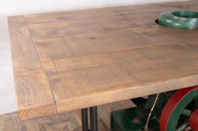 close-up-of-wooden-table